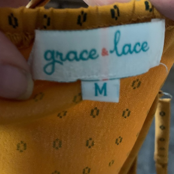 Grace & Lace Med. Blouse - Picture 7 of 7